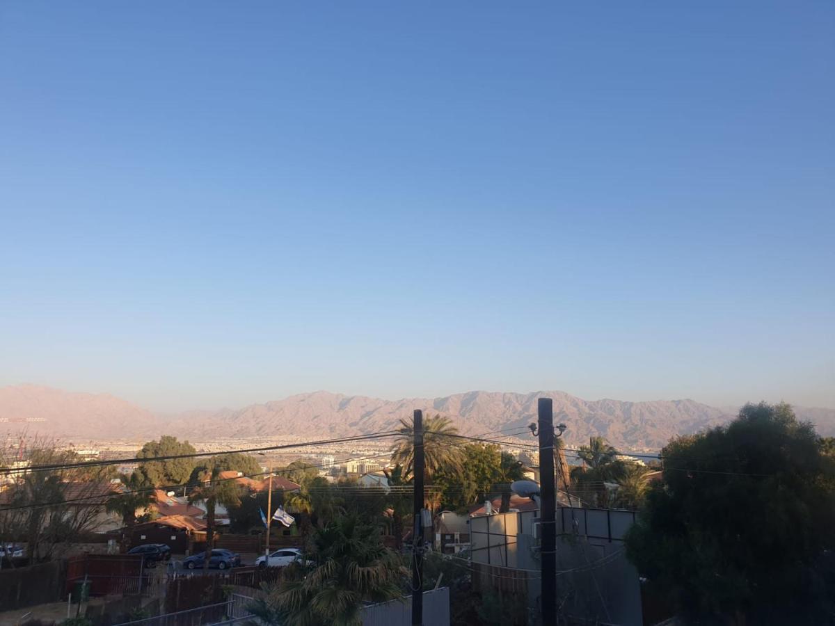 המקום הנפלא של אתי ולילך Apartment Eilat Exterior foto